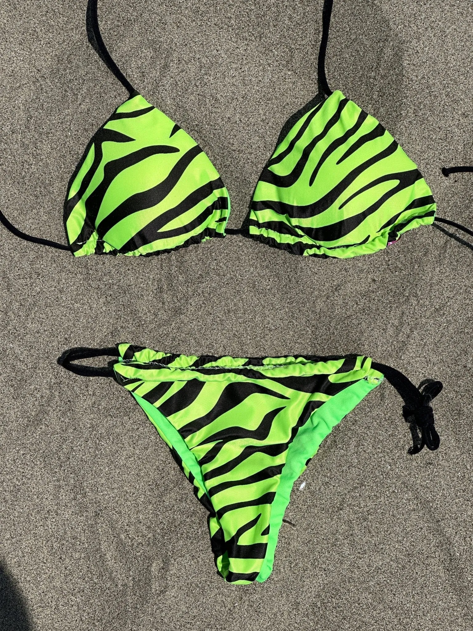 Bikini Slip verde fluo zebrato