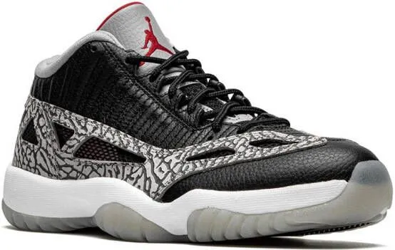 Jordan Air 11 Low IE 