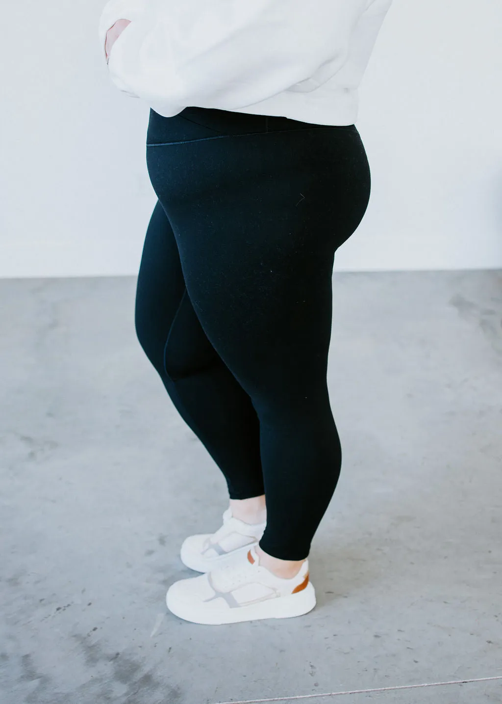 Kam Crossover Leggings by Lily & Lottie