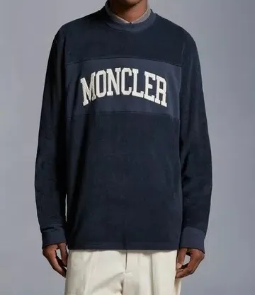 MONCLER  |Embroidered Logo Sweatshirt