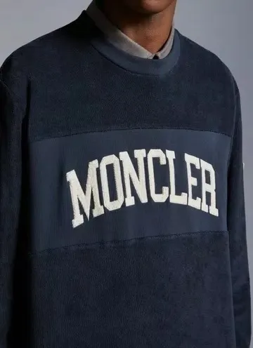 MONCLER  |Embroidered Logo Sweatshirt