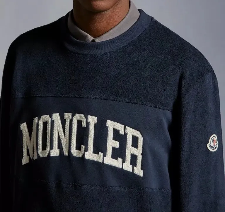 MONCLER  |Embroidered Logo Sweatshirt