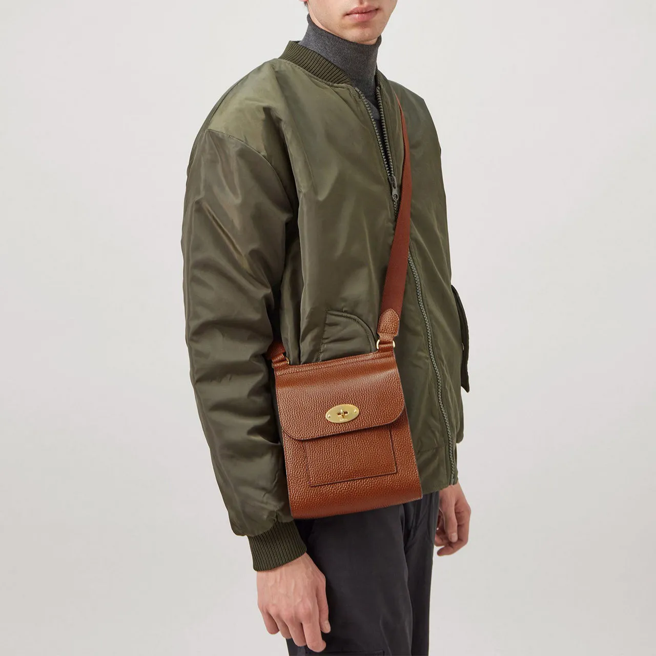 MULBERRY The Sustainable Edit Antony Small Messenger Bag - Oak