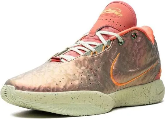 Nike LeBron 21 