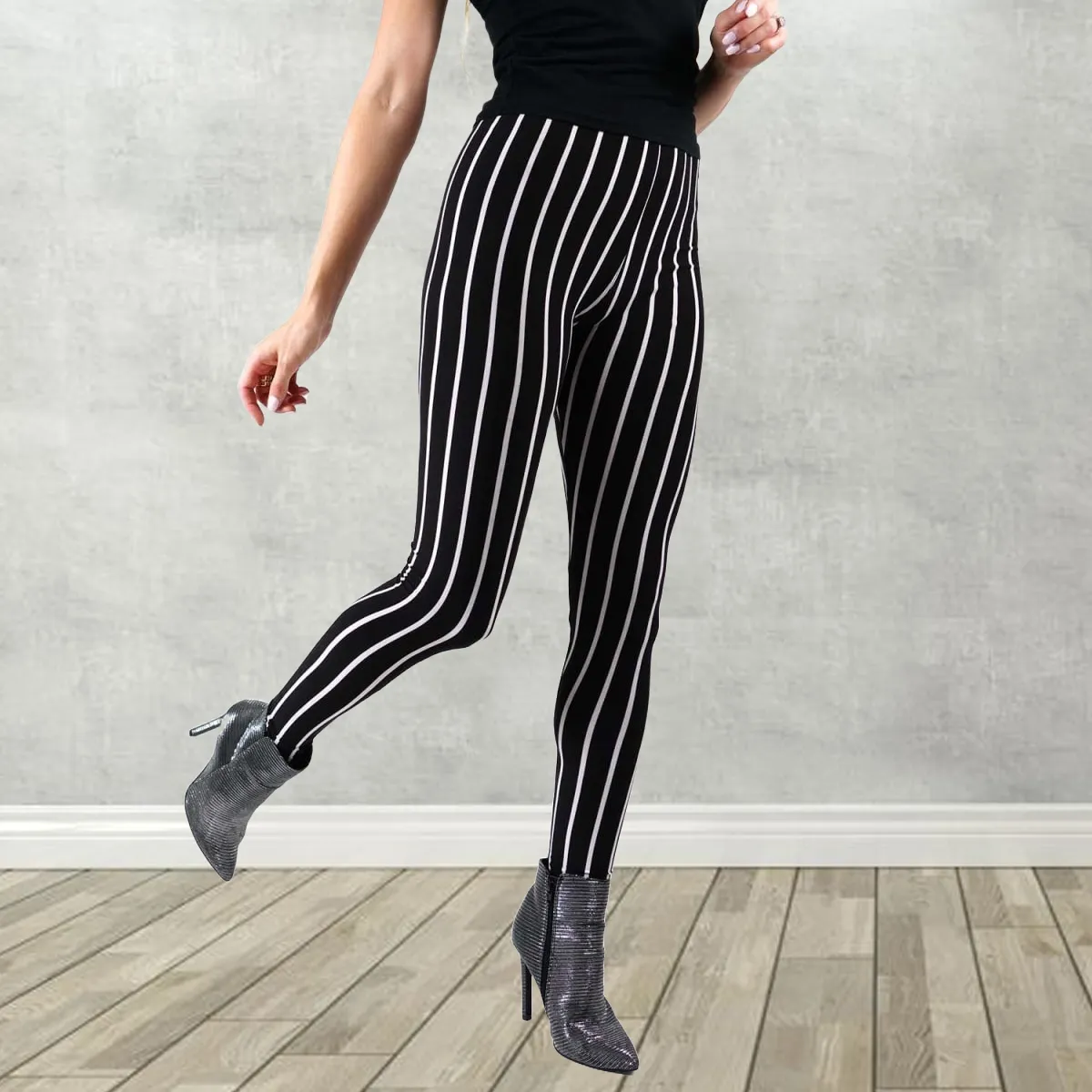 Pin Stripe Print Black Leggings