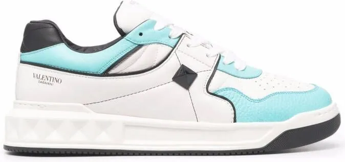 Valentino Garavani Roman Stud low-top sneakers White