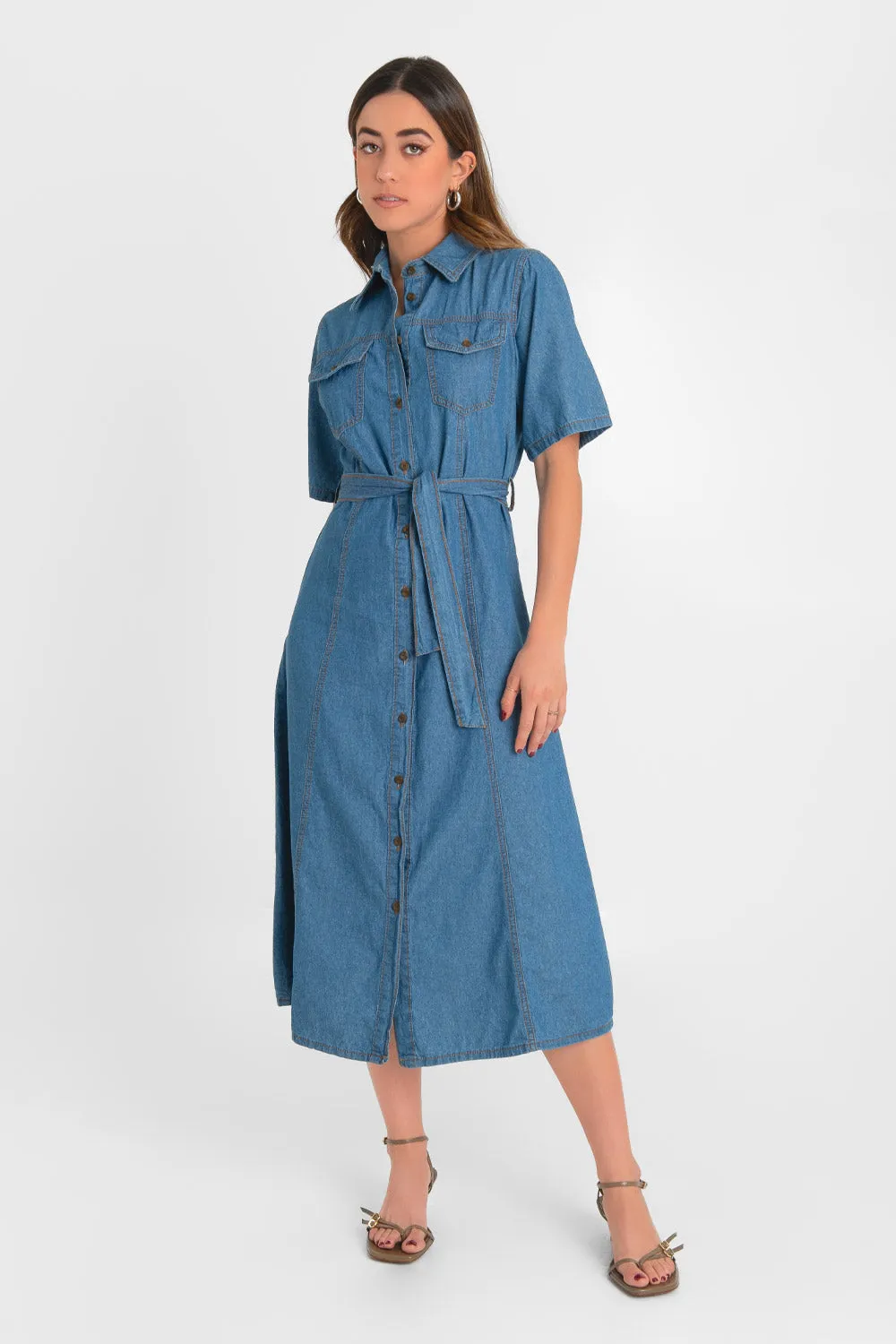 Vestido midi de denim con cinturón