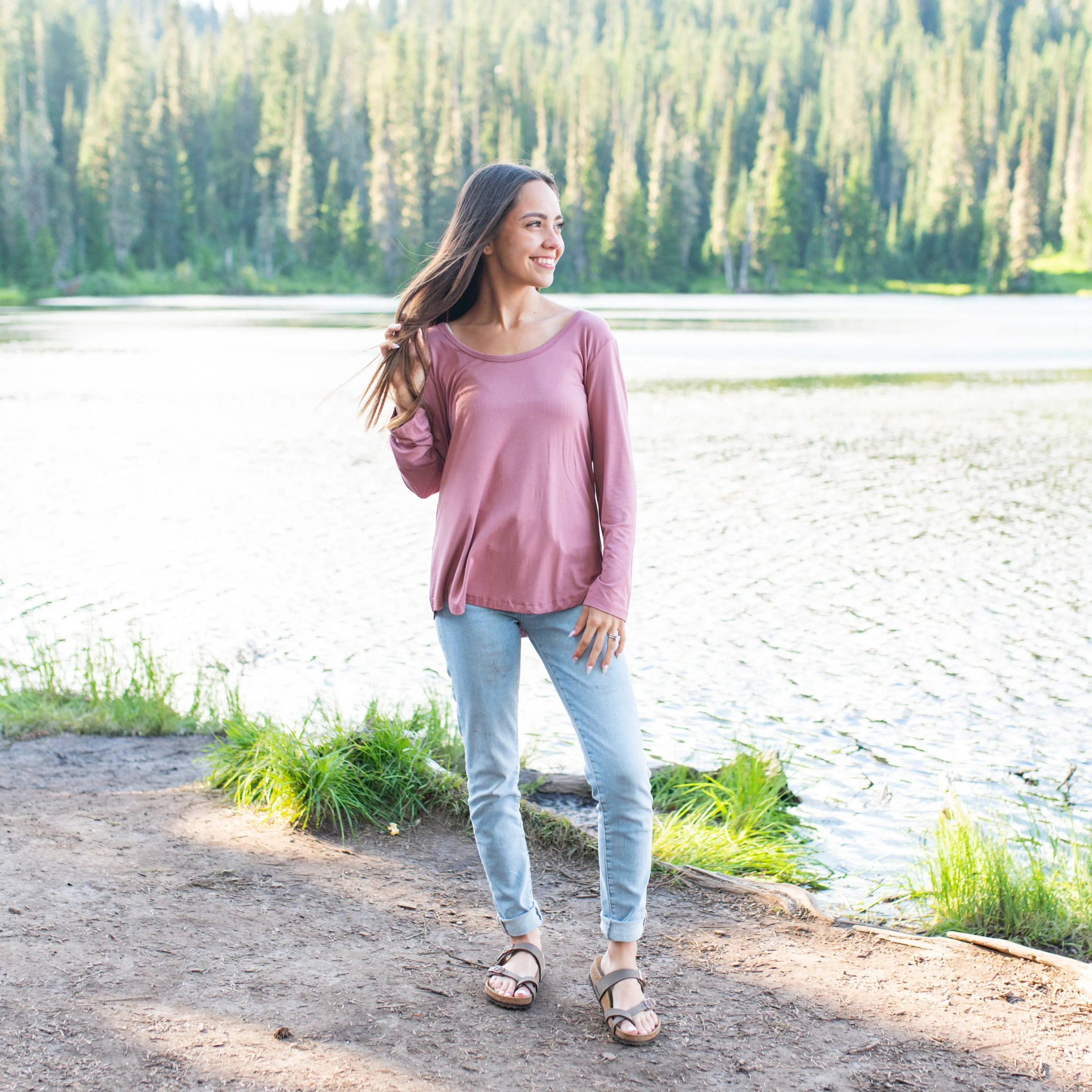 Women's Long Sleeve Scoop Neck Tee in Dusty Rose